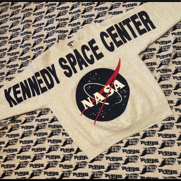 vintage nasa sweatshirt
